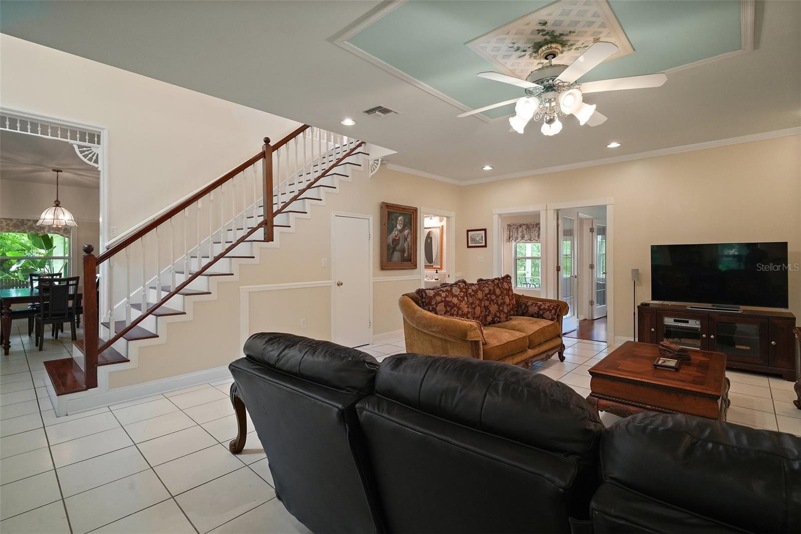 3026 LAKE GRIFFIN RD, LADY LAKE, FL, 32159