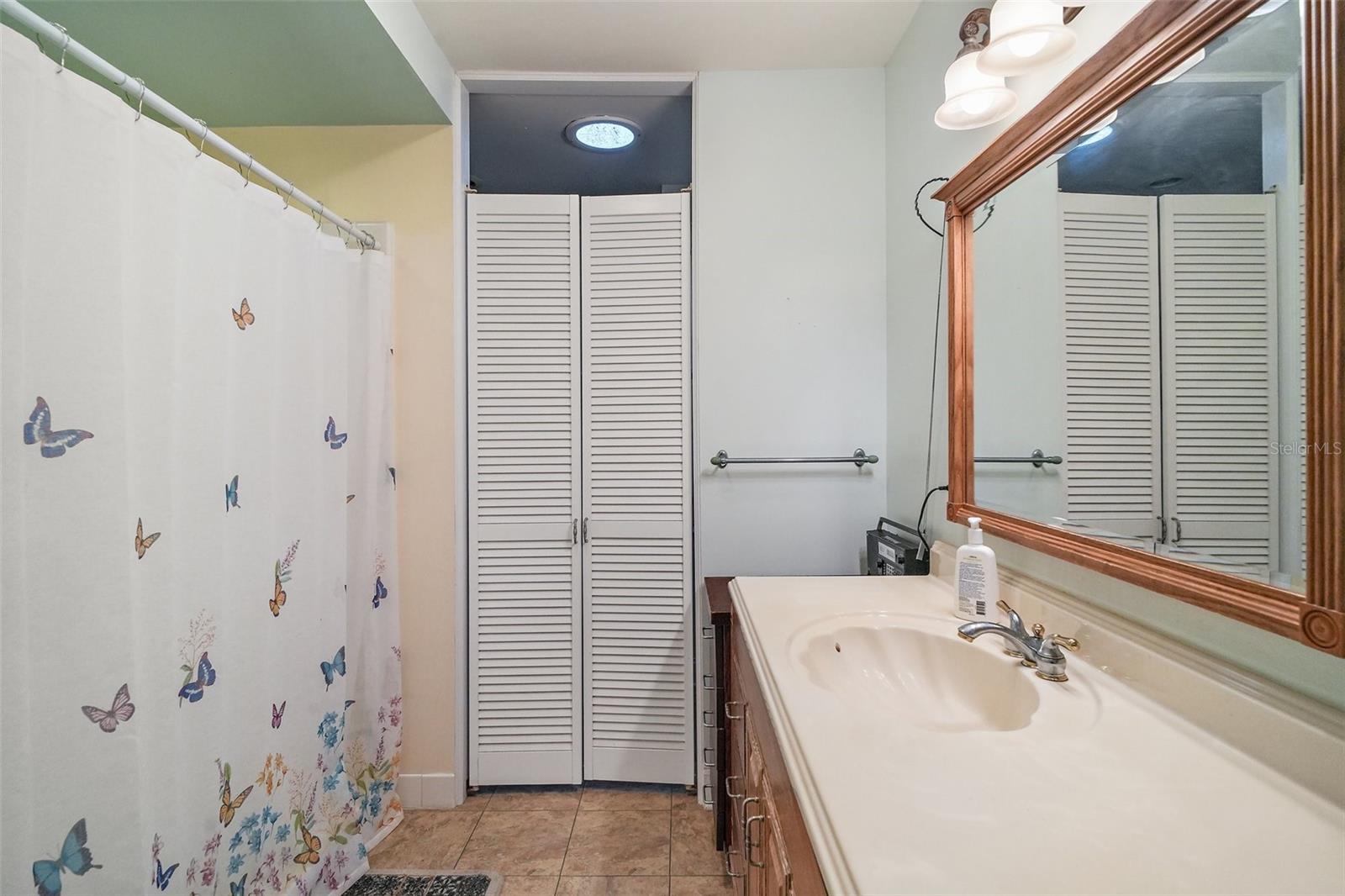 3026 LAKE GRIFFIN RD, LADY LAKE, FL, 32159