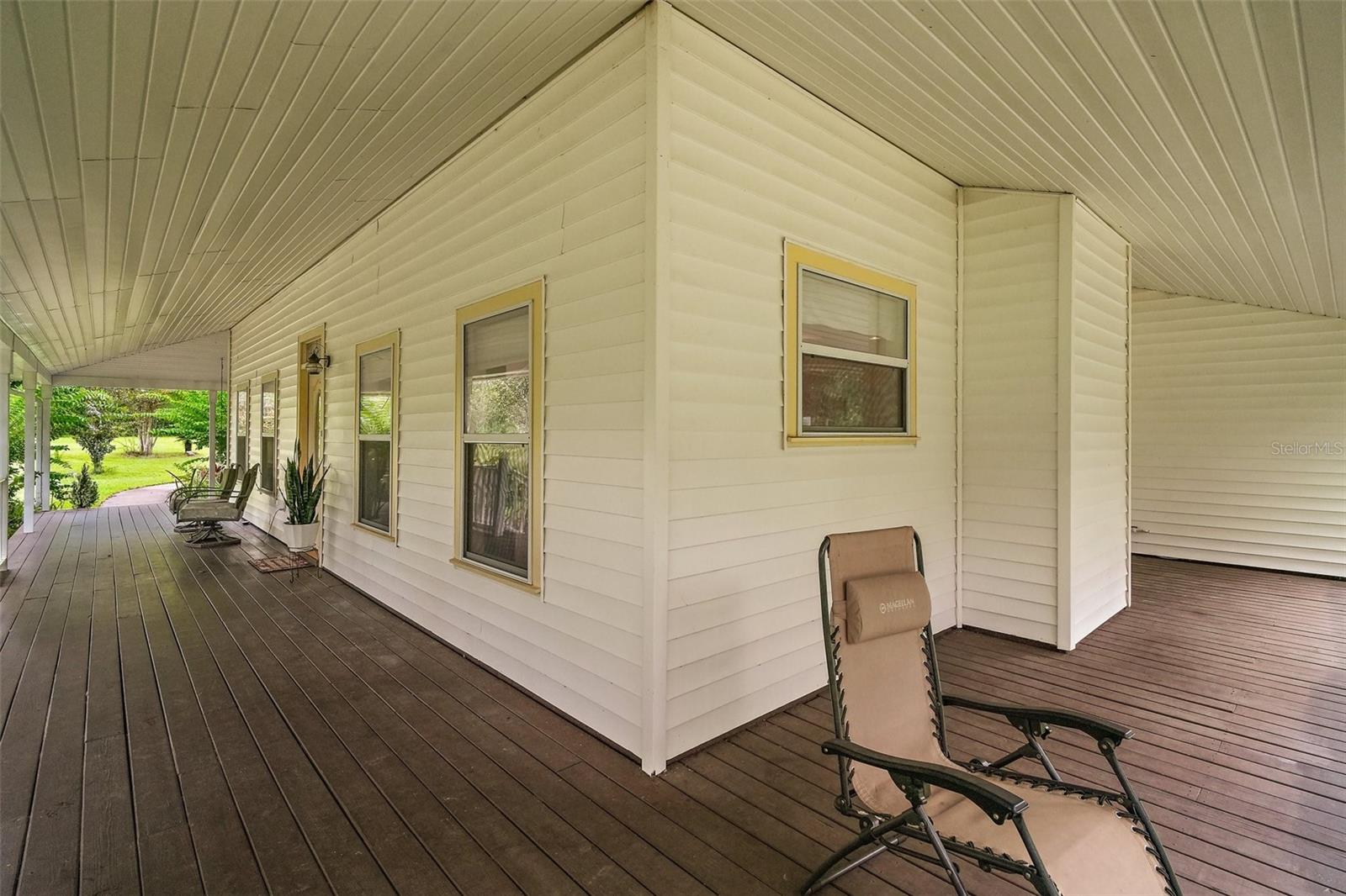 3026 LAKE GRIFFIN RD, LADY LAKE, FL, 32159