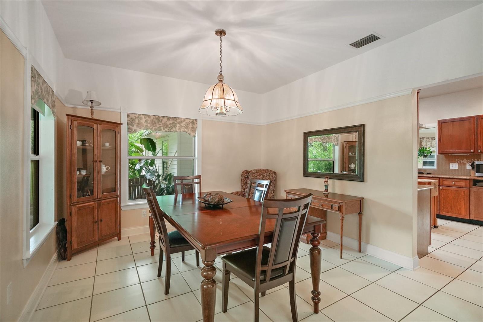 3026 LAKE GRIFFIN RD, LADY LAKE, FL, 32159