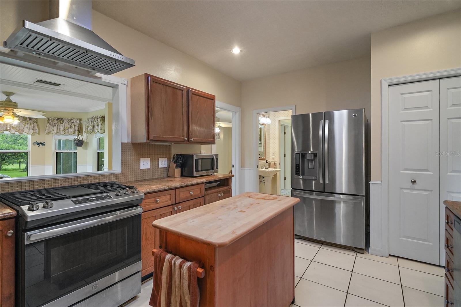 3026 LAKE GRIFFIN RD, LADY LAKE, FL, 32159