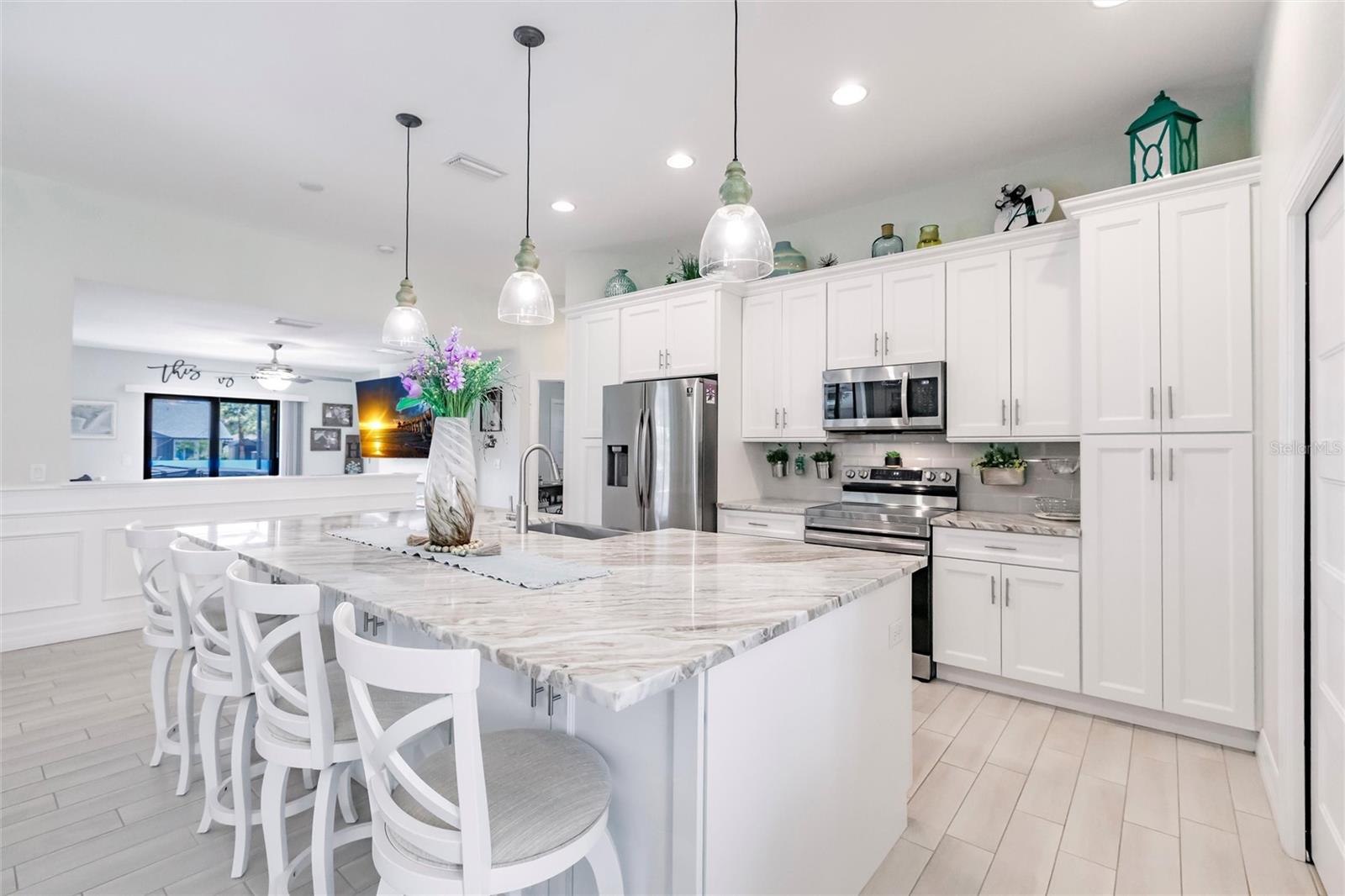 2424 AUBURN BLVD, PORT CHARLOTTE, FL, 33948