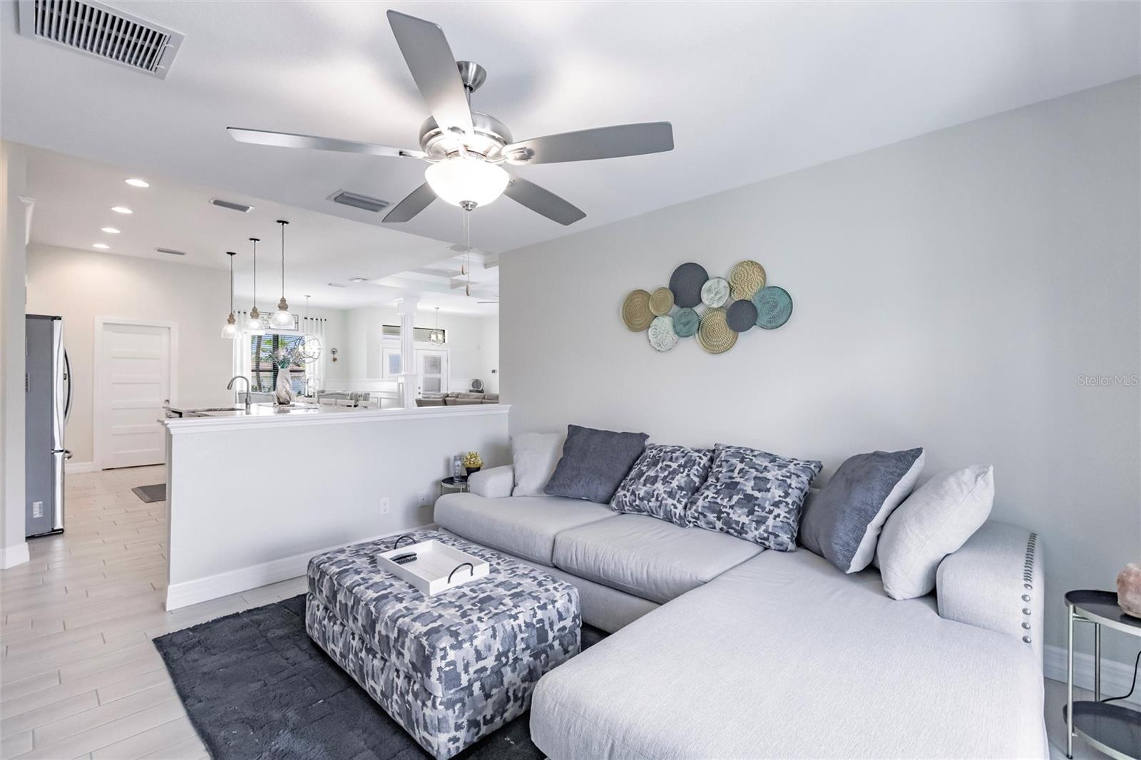 2424 AUBURN BLVD, PORT CHARLOTTE, FL, 33948