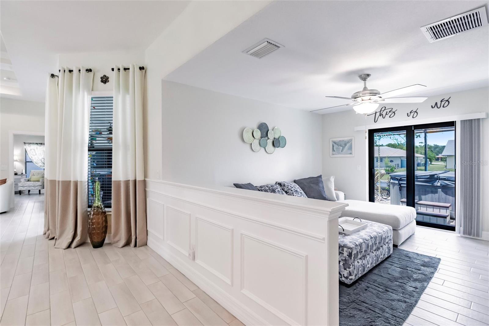 2424 AUBURN BLVD, PORT CHARLOTTE, FL, 33948