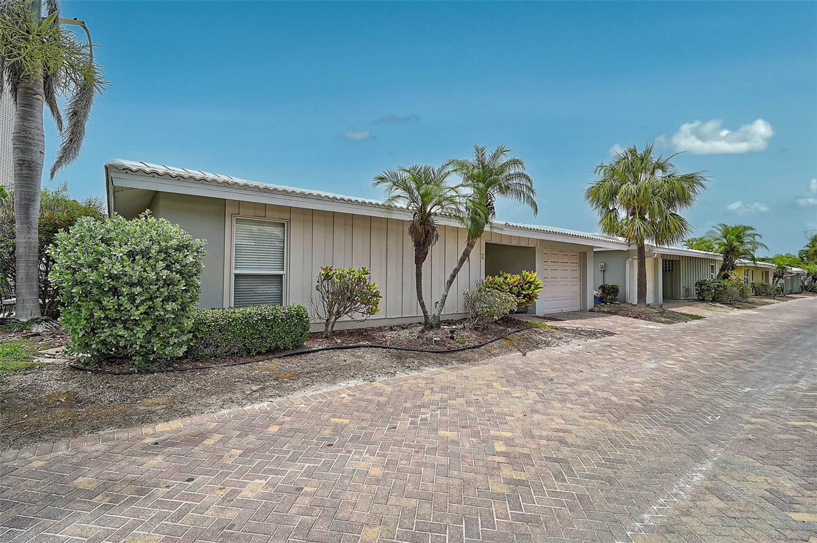 6308 MIDNIGHT PASS RD #6, SARASOTA, FL, 34242