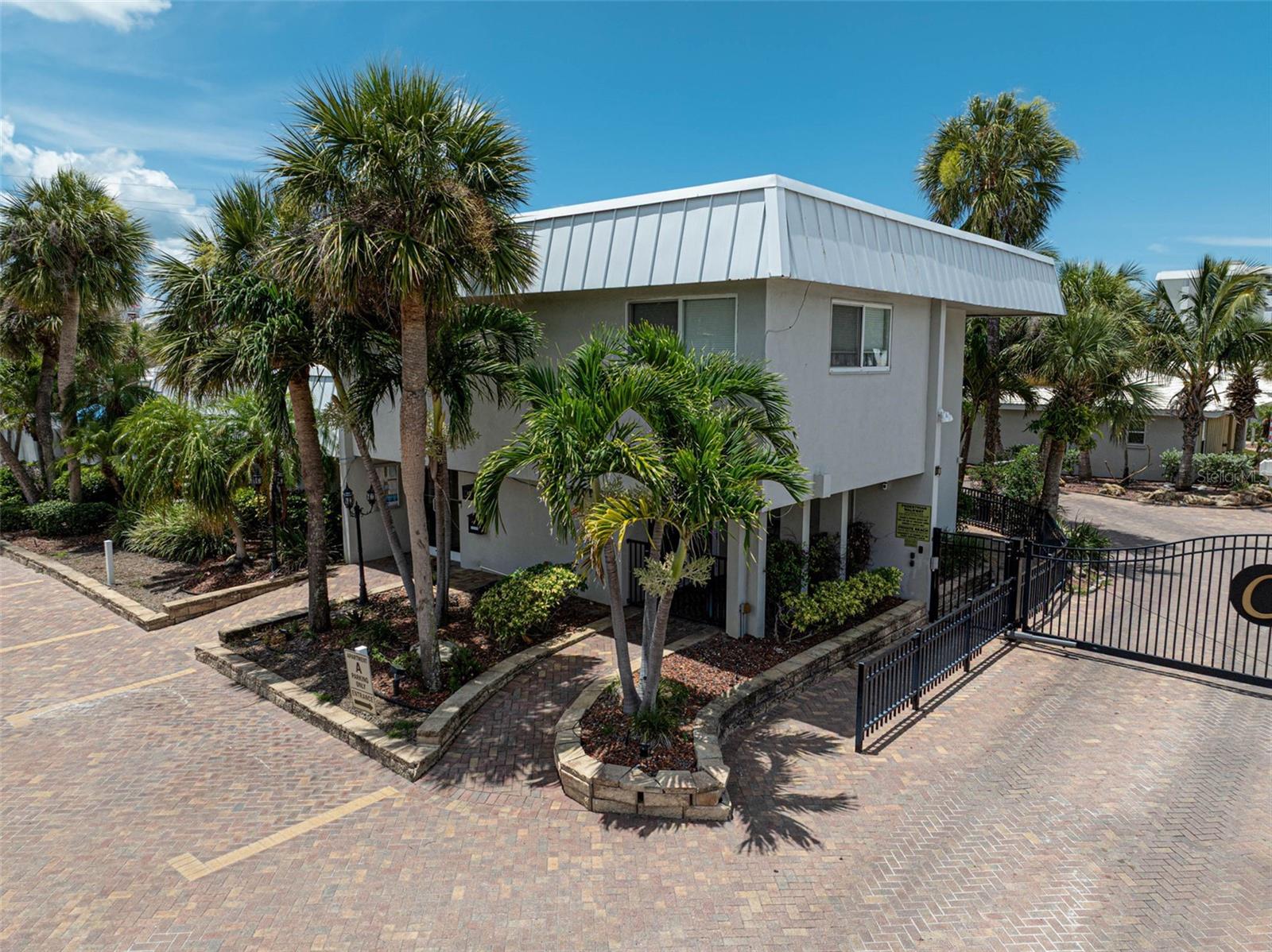 6308 MIDNIGHT PASS RD #6, SARASOTA, FL, 34242