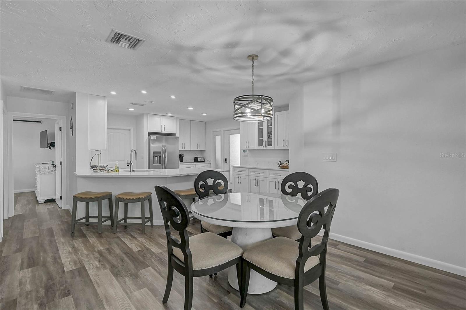 6308 MIDNIGHT PASS RD #6, SARASOTA, FL, 34242