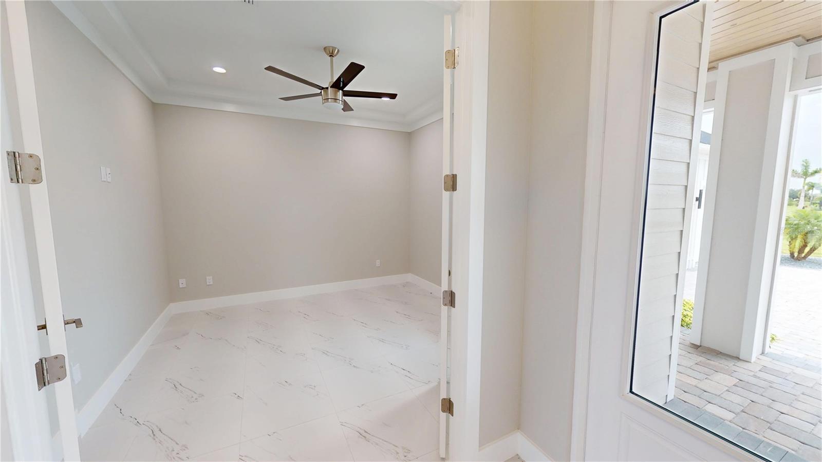 2073 TREASURE LN, PUNTA GORDA, FL, 33982