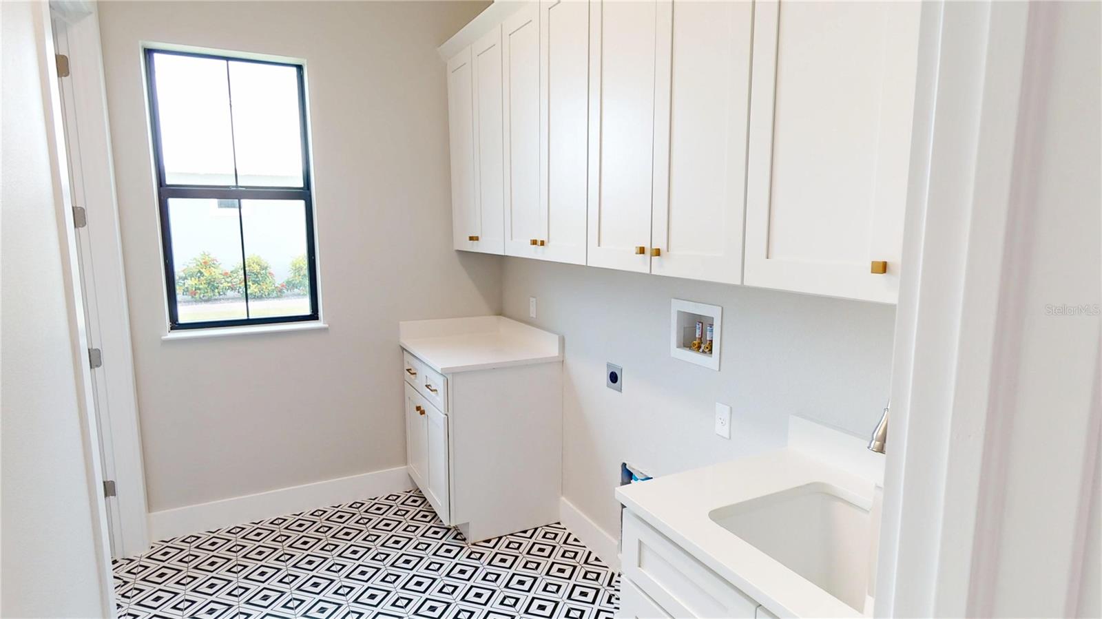 2073 TREASURE LN, PUNTA GORDA, FL, 33982