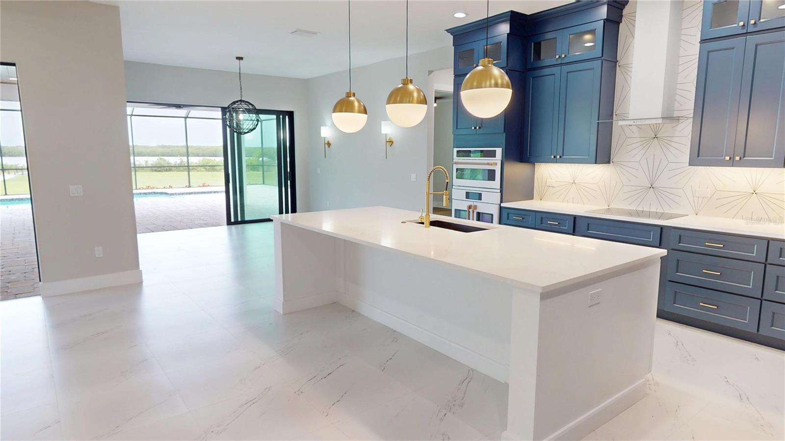 2073 TREASURE LN, PUNTA GORDA, FL, 33982