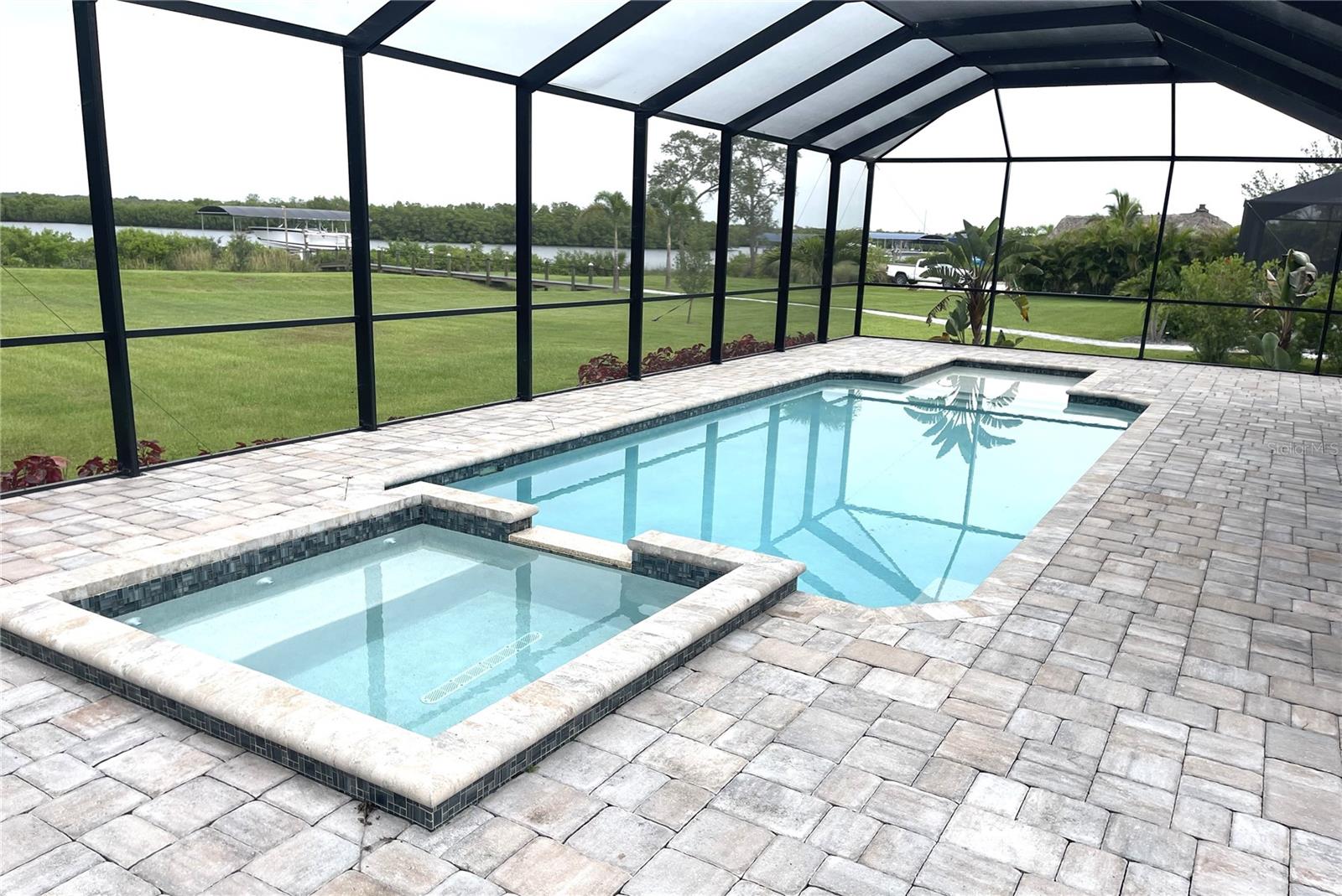 2073 TREASURE LN, PUNTA GORDA, FL, 33982