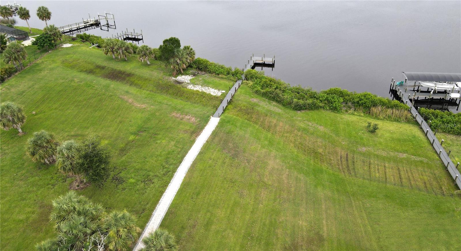 2073 TREASURE LN, PUNTA GORDA, FL, 33982