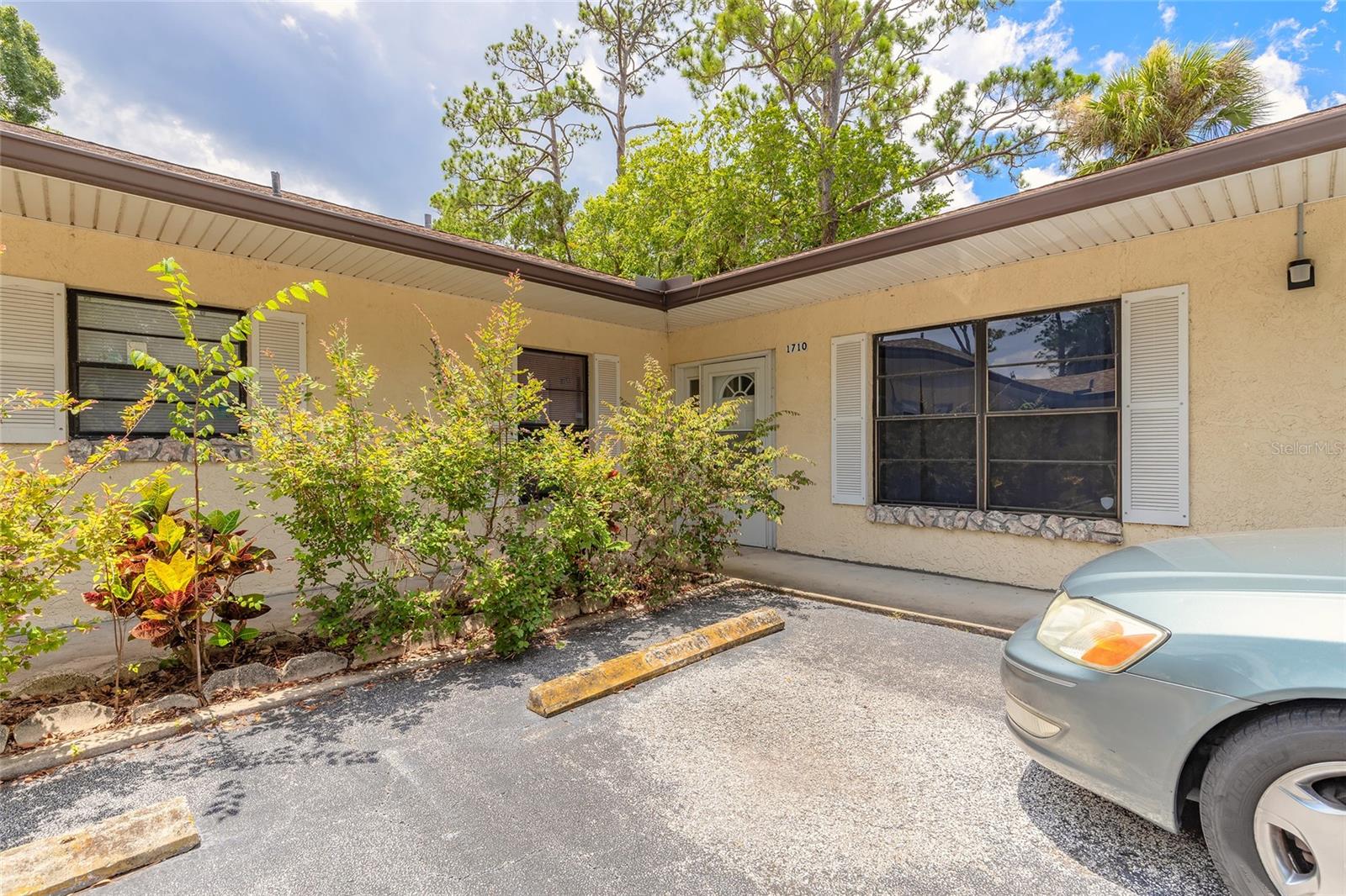 O6322882 Property Photo