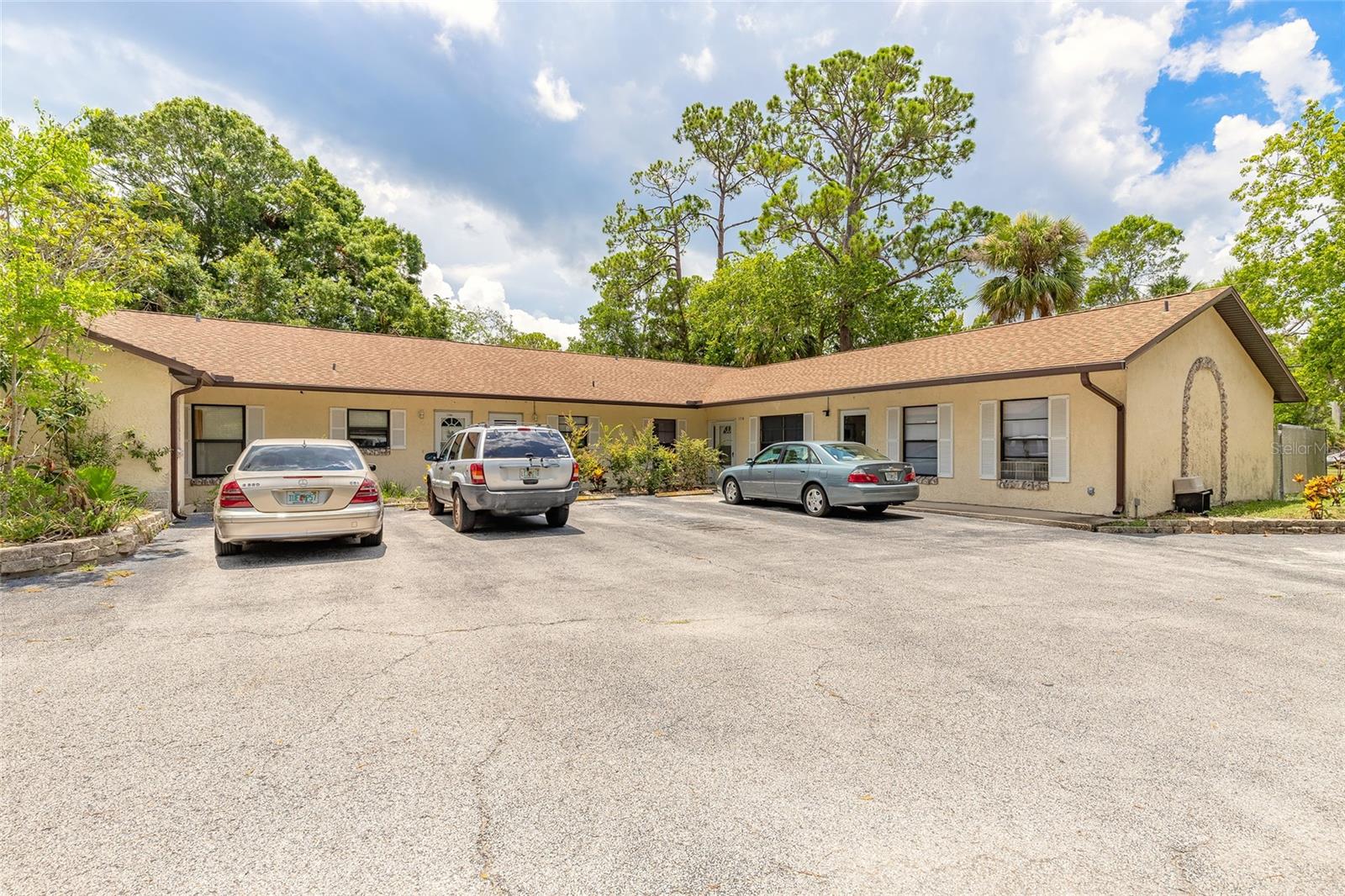 O6322882 Property Photo