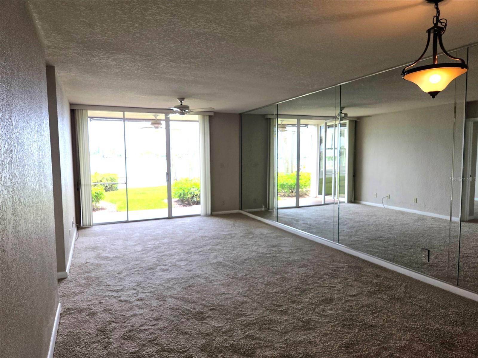 5801 BAHIA DEL MAR CIR #113, ST PETERSBURG, FL, 33715