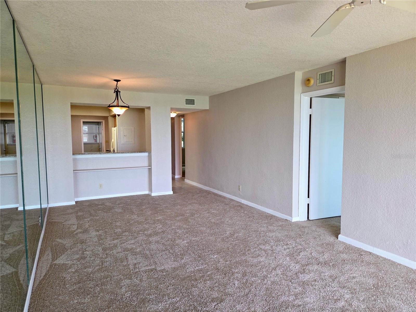 5801 BAHIA DEL MAR CIR #113, ST PETERSBURG, FL, 33715