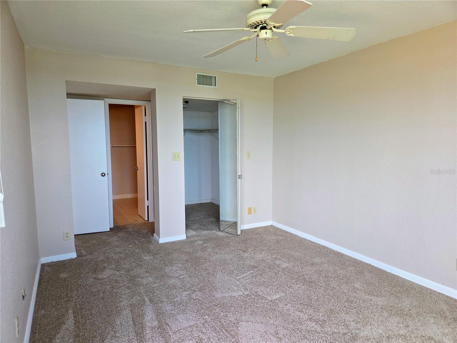 5801 BAHIA DEL MAR CIR #113, ST PETERSBURG, FL, 33715