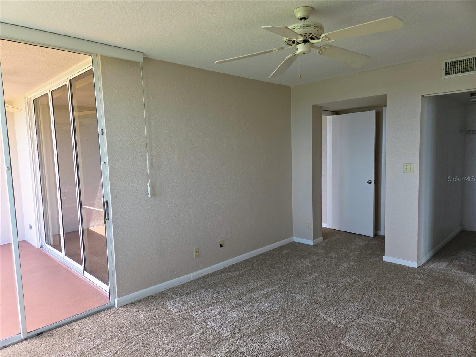 5801 BAHIA DEL MAR CIR #113, ST PETERSBURG, FL, 33715