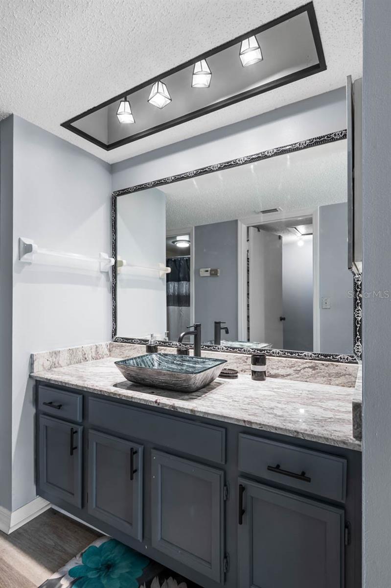 609 LIVELY DR #B, SUN CITY CENTER, FL, 33573