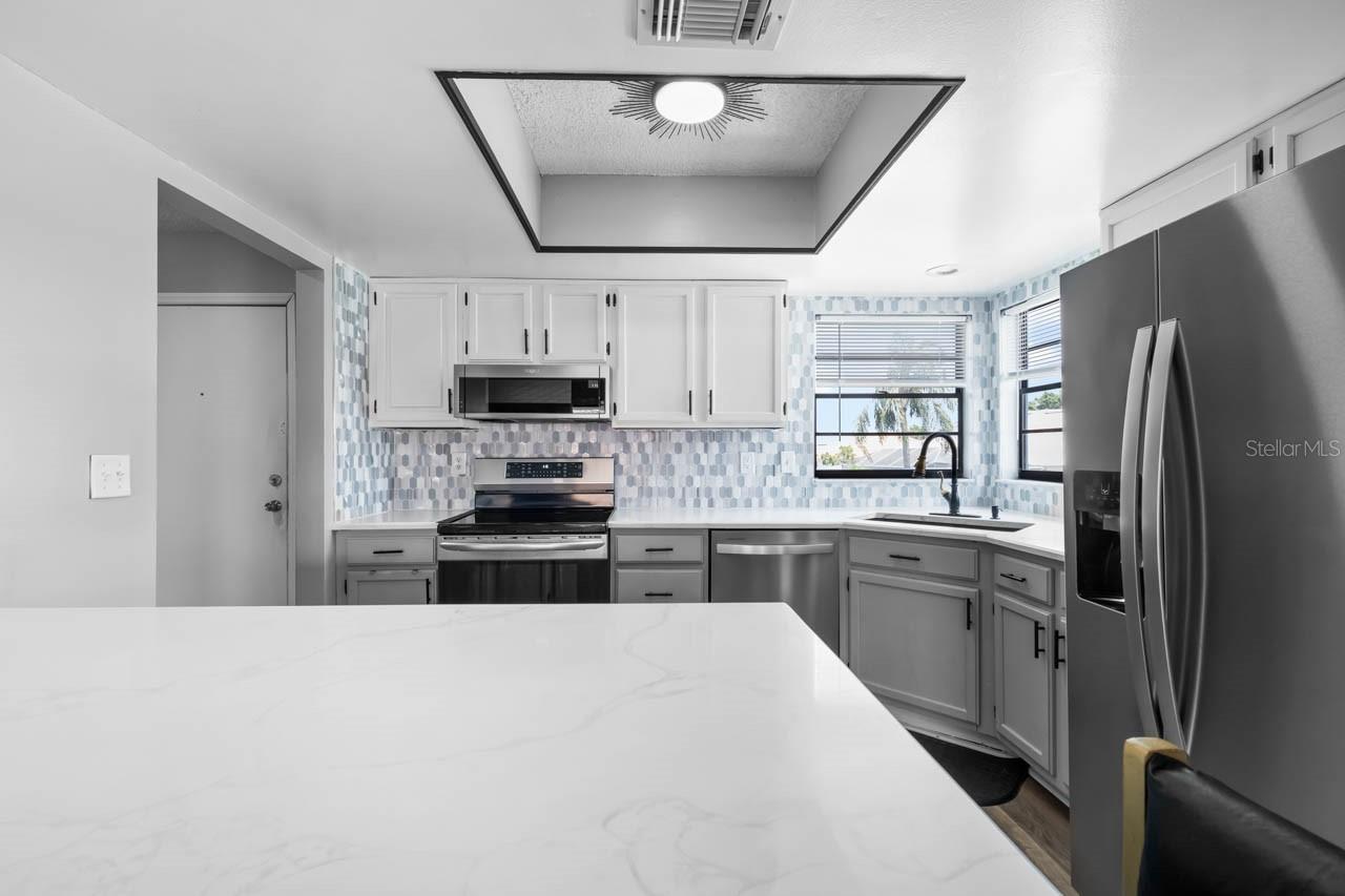 609 LIVELY DR #B, SUN CITY CENTER, FL, 33573