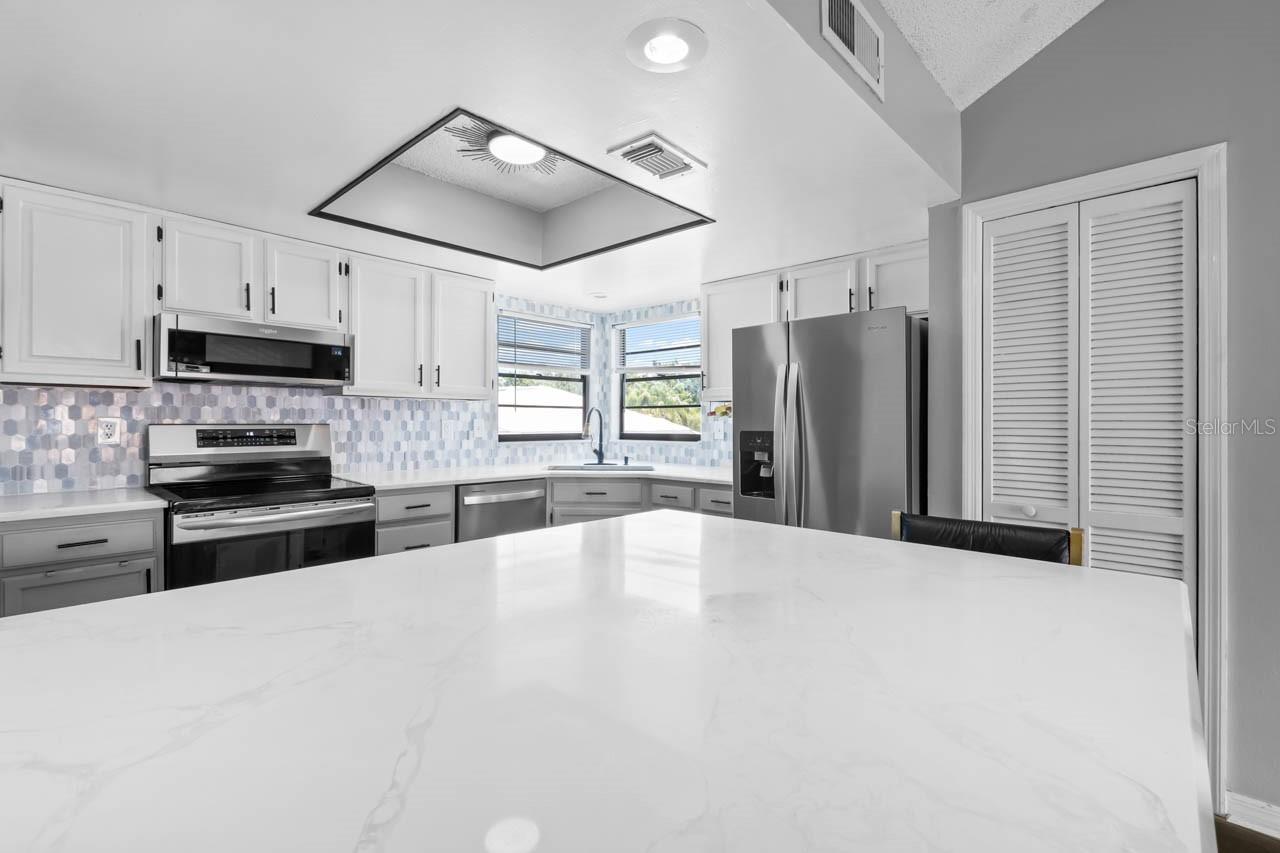 609 LIVELY DR #B, SUN CITY CENTER, FL, 33573