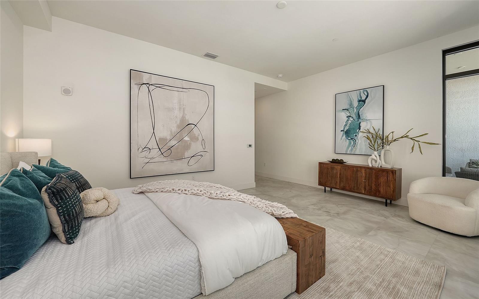 A4657527 Property Photo