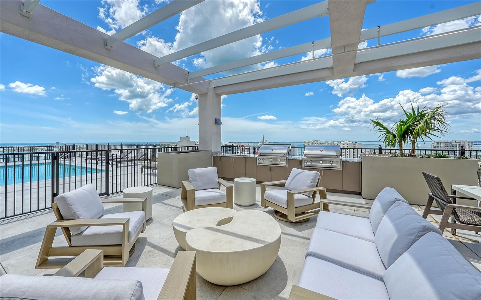 A4657527 Property Photo