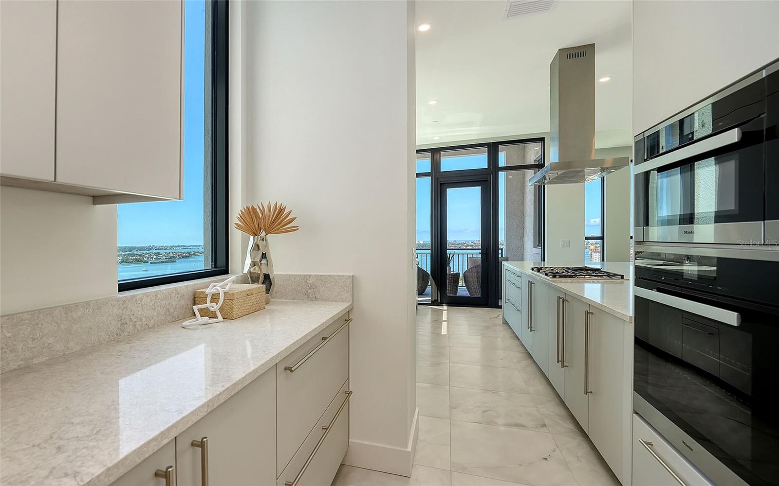 A4657527 Property Photo