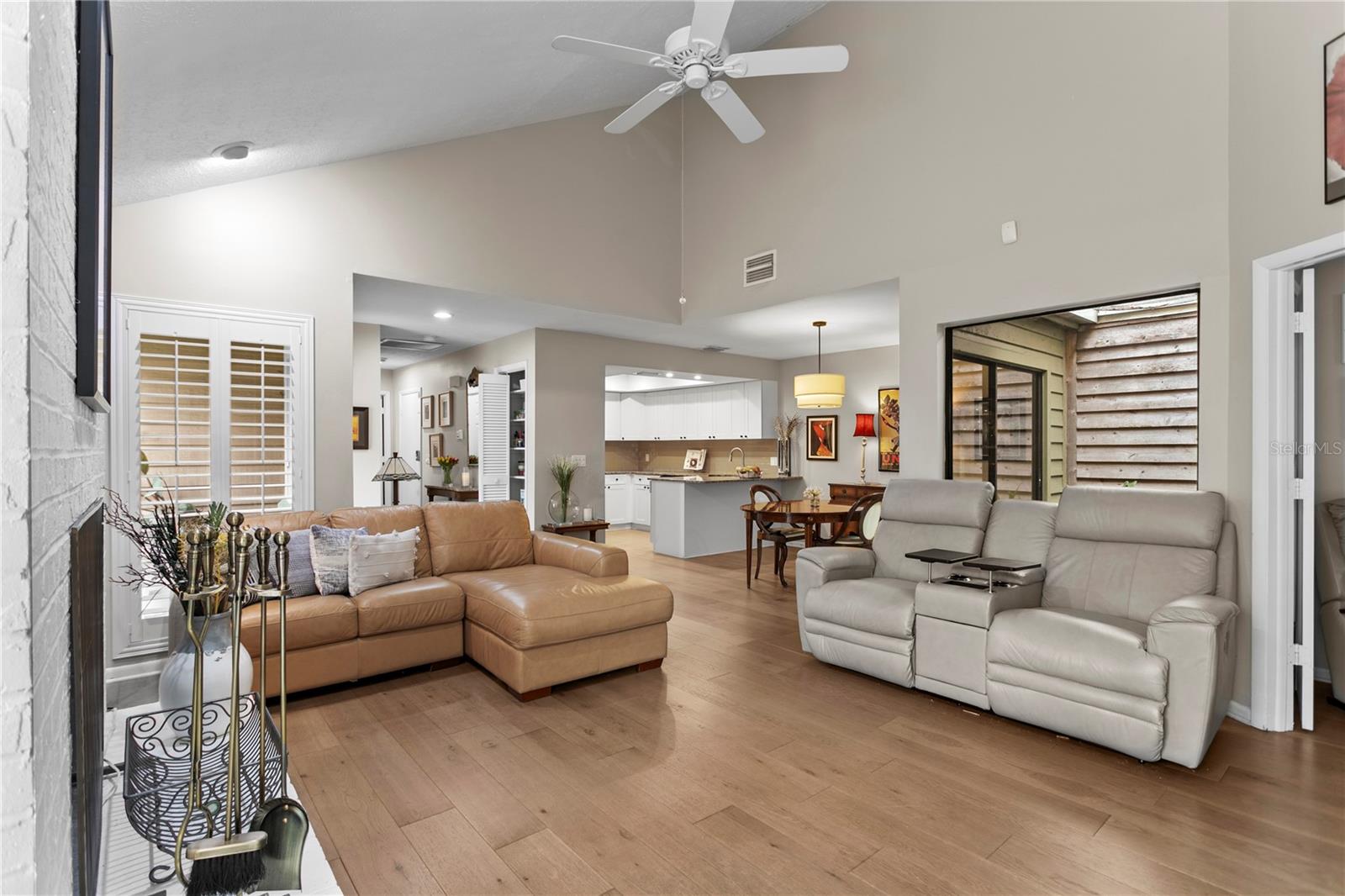 11413 GALLERIA DR, TAMPA, FL, 33618