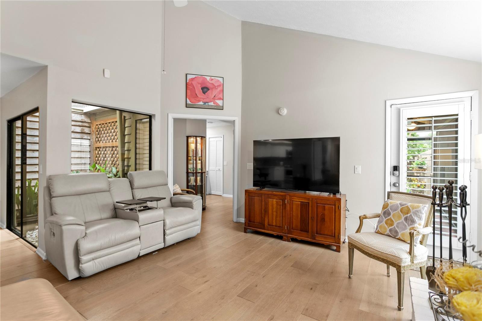 11413 GALLERIA DR, TAMPA, FL, 33618