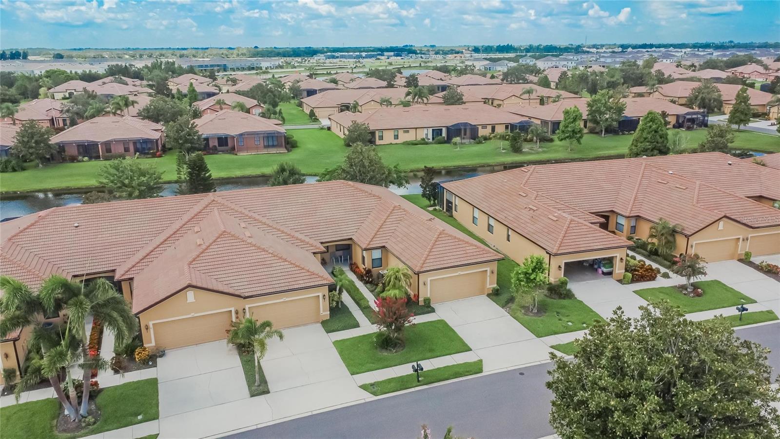 226 SHELL FALLS DR, APOLLO BEACH, FL, 33572