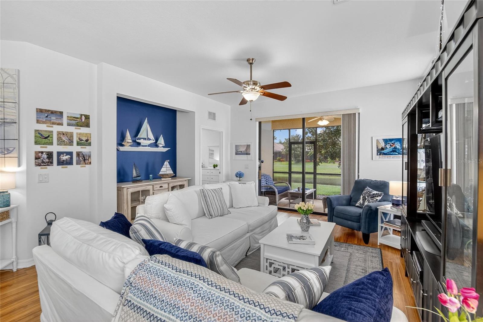 226 SHELL FALLS DR, APOLLO BEACH, FL, 33572