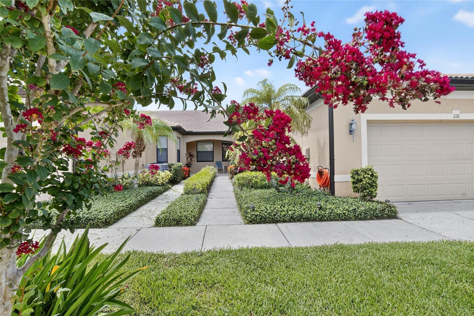 226 SHELL FALLS DR, APOLLO BEACH, FL, 33572