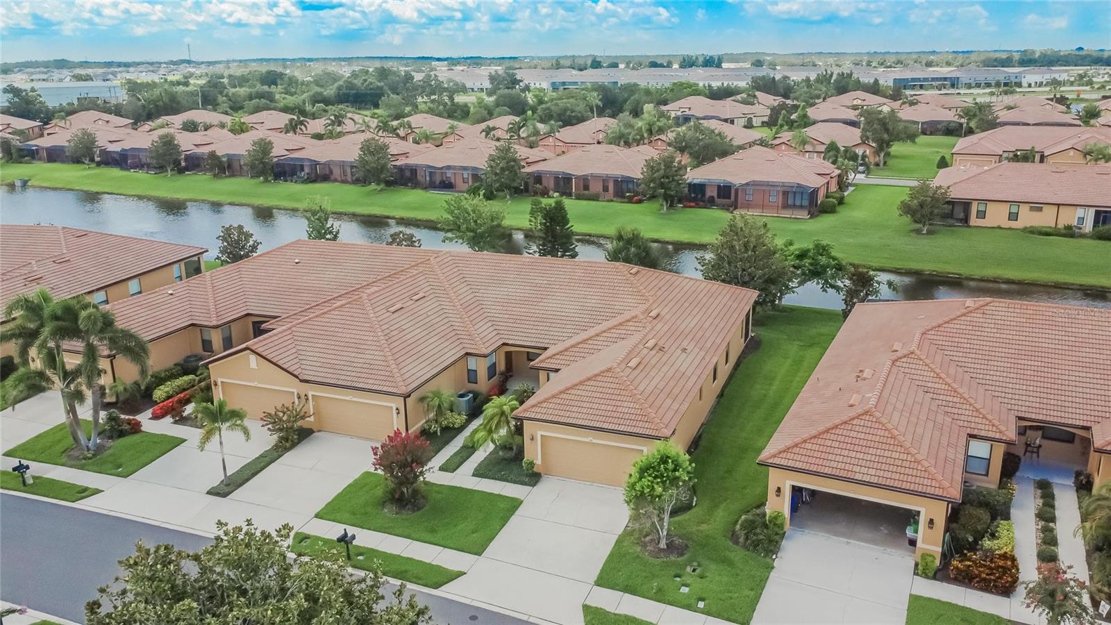 226 SHELL FALLS DR, APOLLO BEACH, FL, 33572