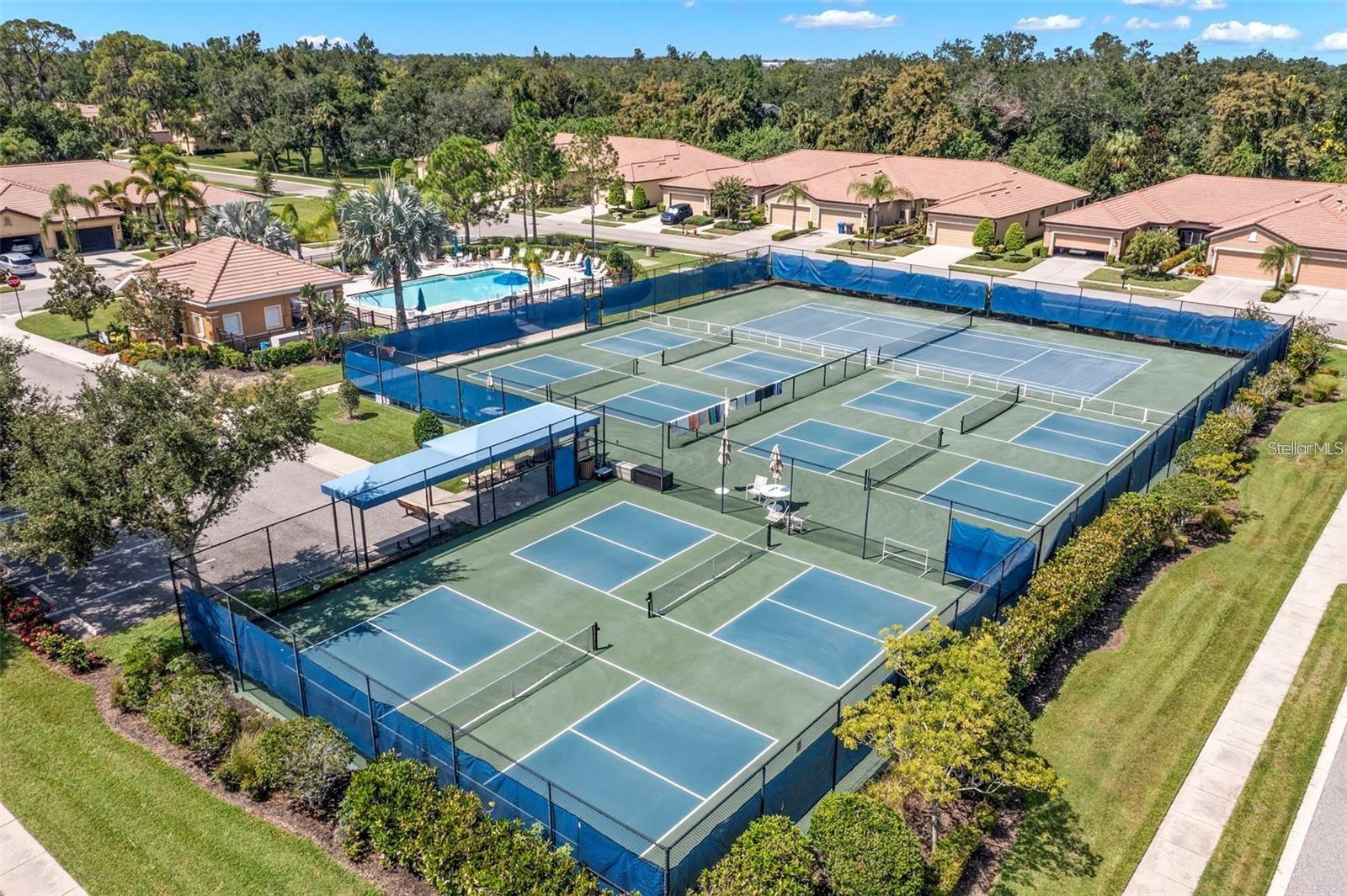 226 SHELL FALLS DR, APOLLO BEACH, FL, 33572