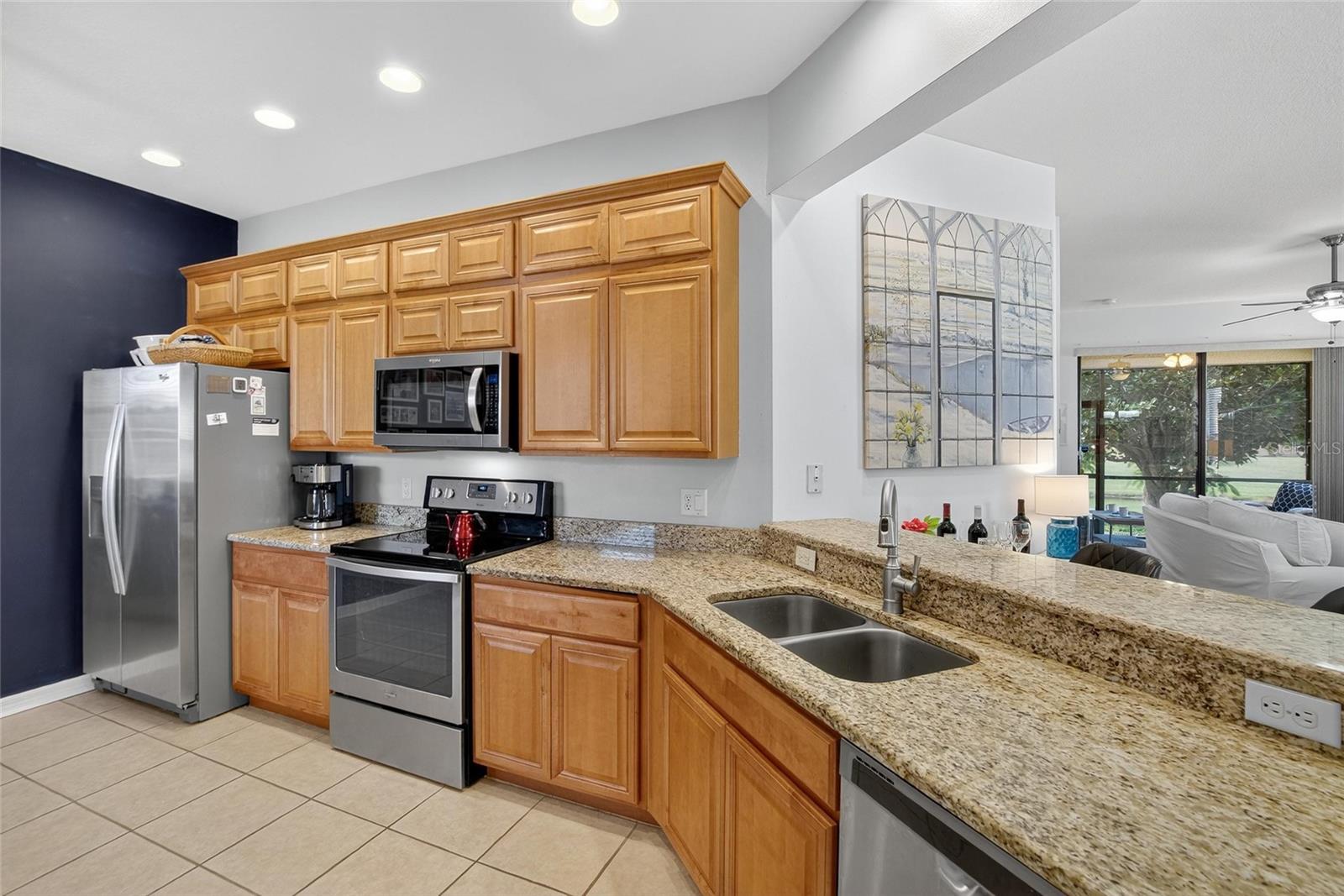 226 SHELL FALLS DR, APOLLO BEACH, FL, 33572