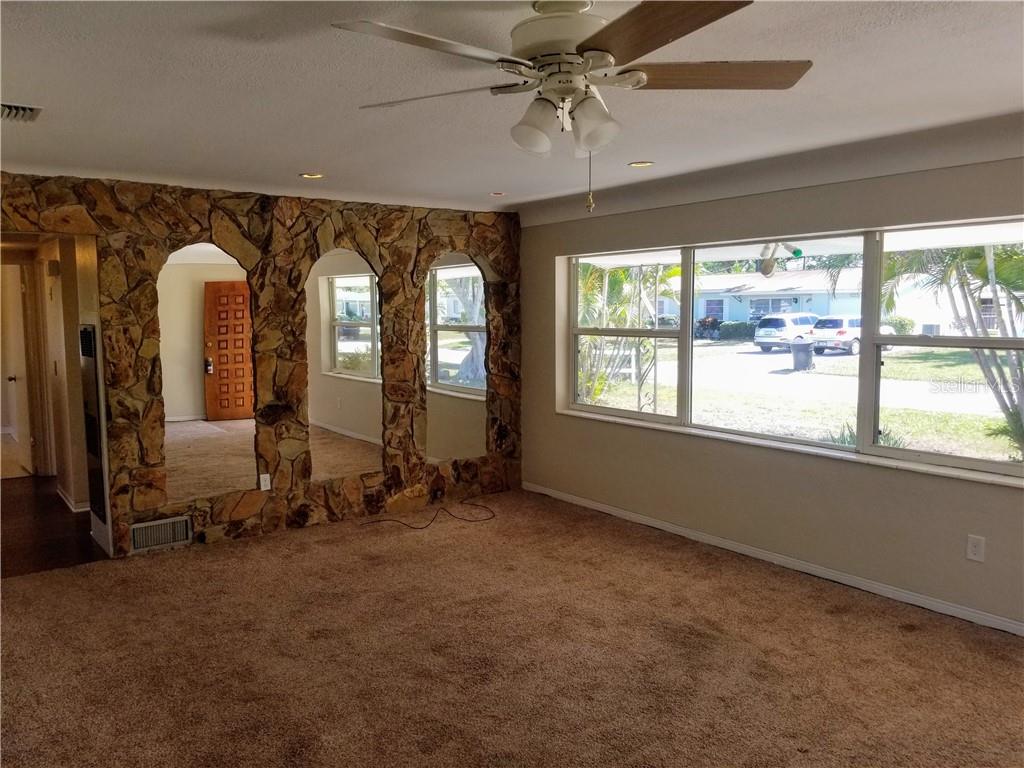 6731 31ST TER N, ST PETERSBURG, FL, 33710