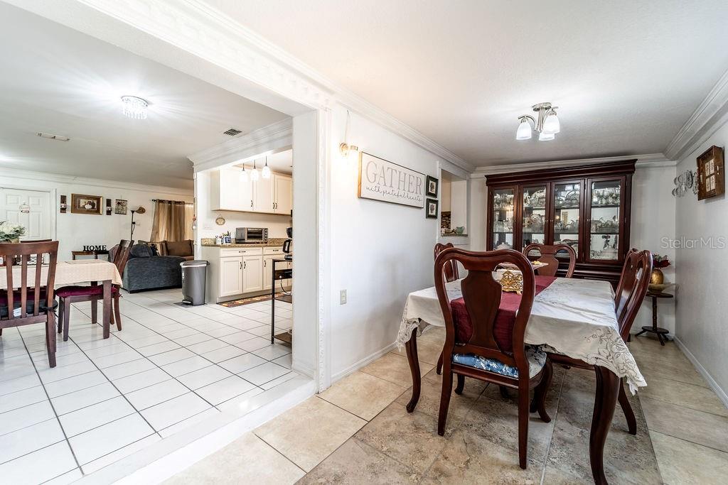 942 WILMINGTON DR, DELTONA, FL, 32725