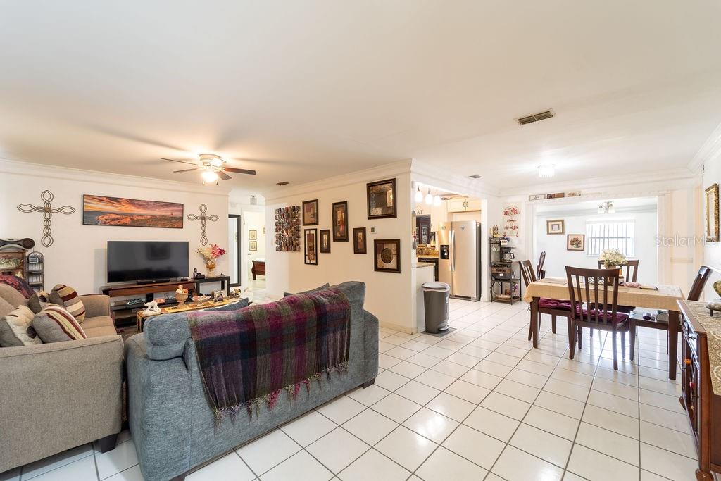 942 WILMINGTON DR, DELTONA, FL, 32725