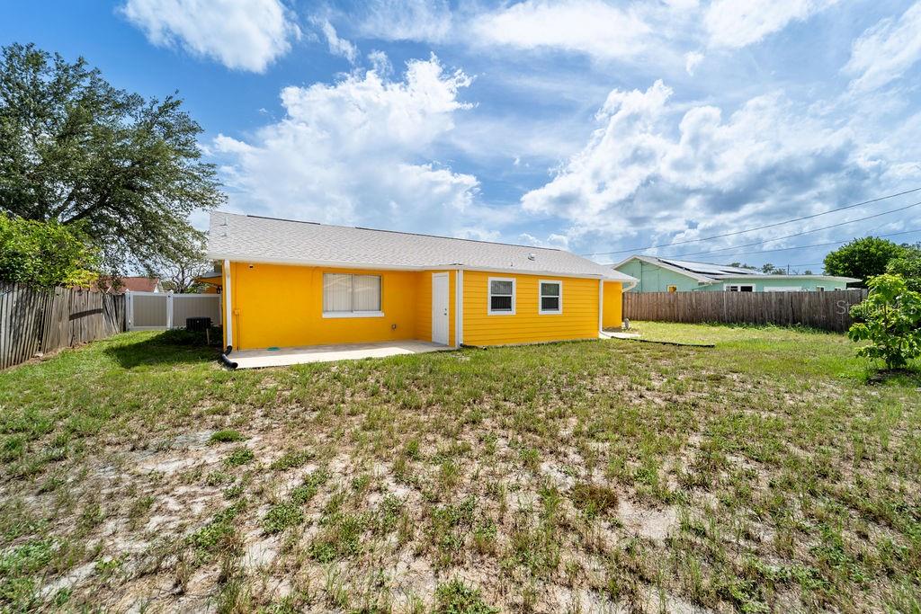 942 WILMINGTON DR, DELTONA, FL, 32725