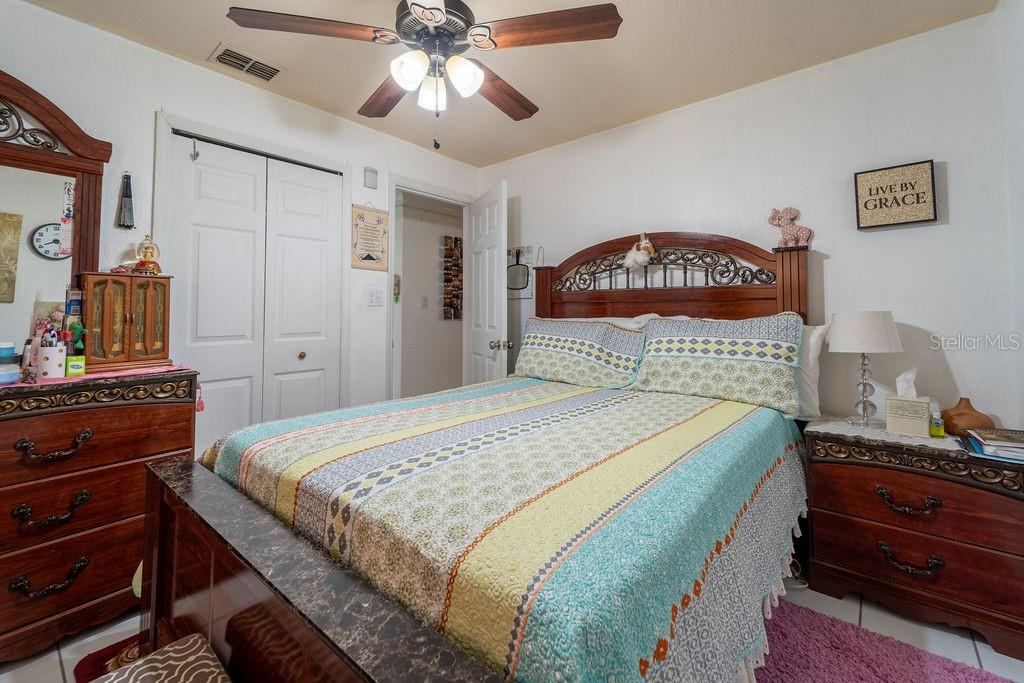 942 WILMINGTON DR, DELTONA, FL, 32725