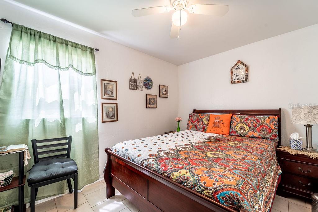 942 WILMINGTON DR, DELTONA, FL, 32725