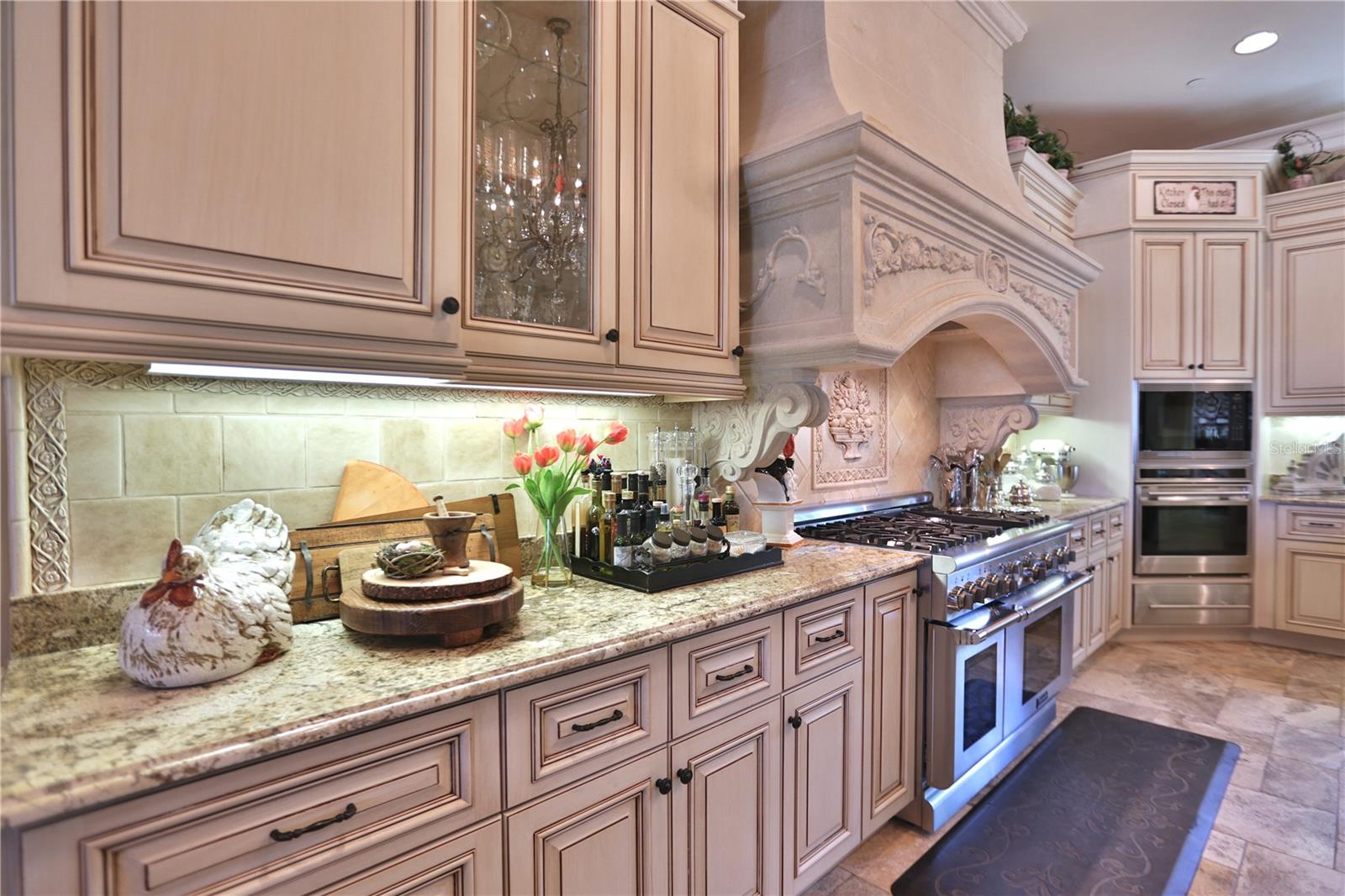 OM704652 Property Photo