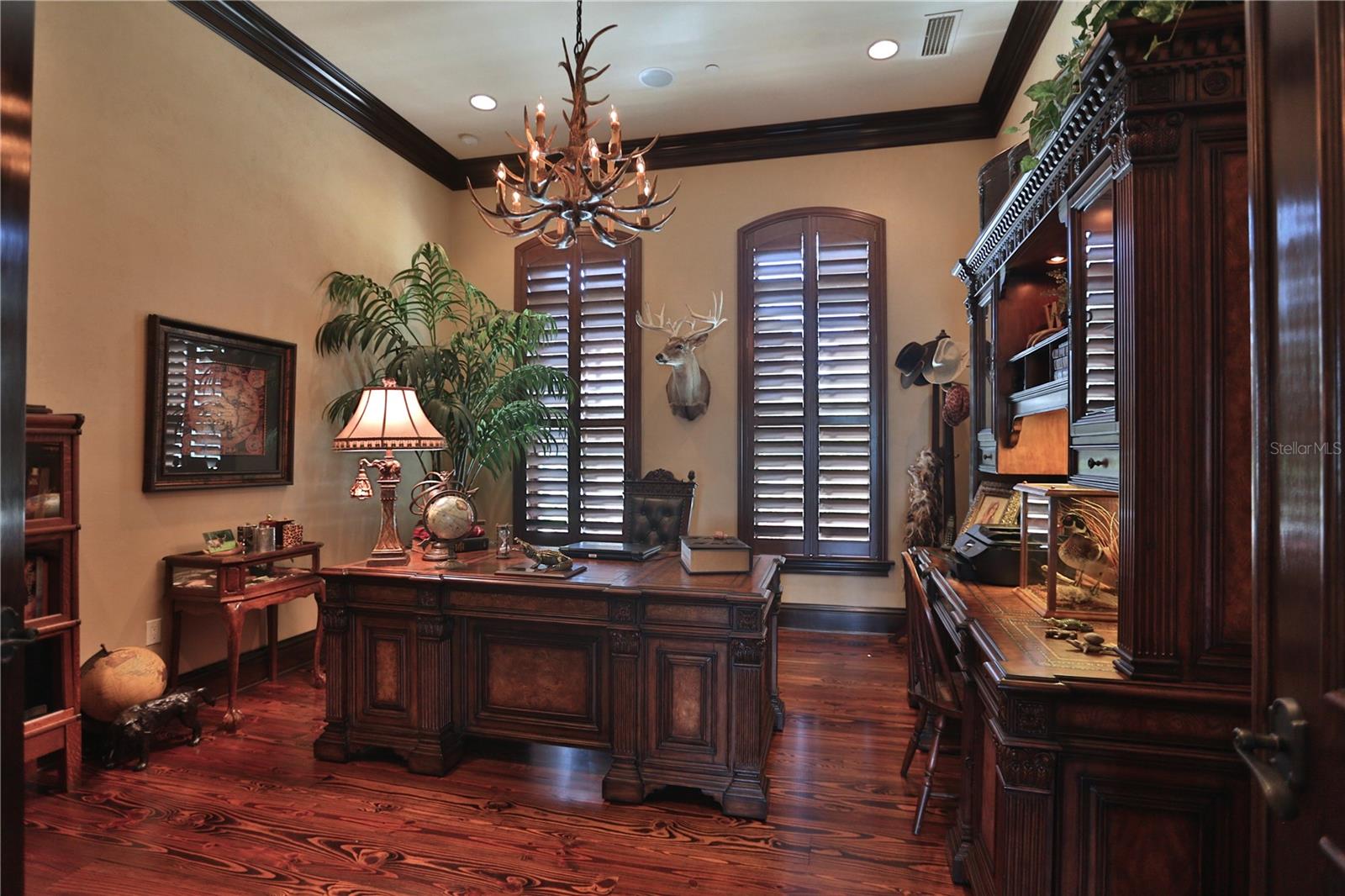 OM704652 Property Photo