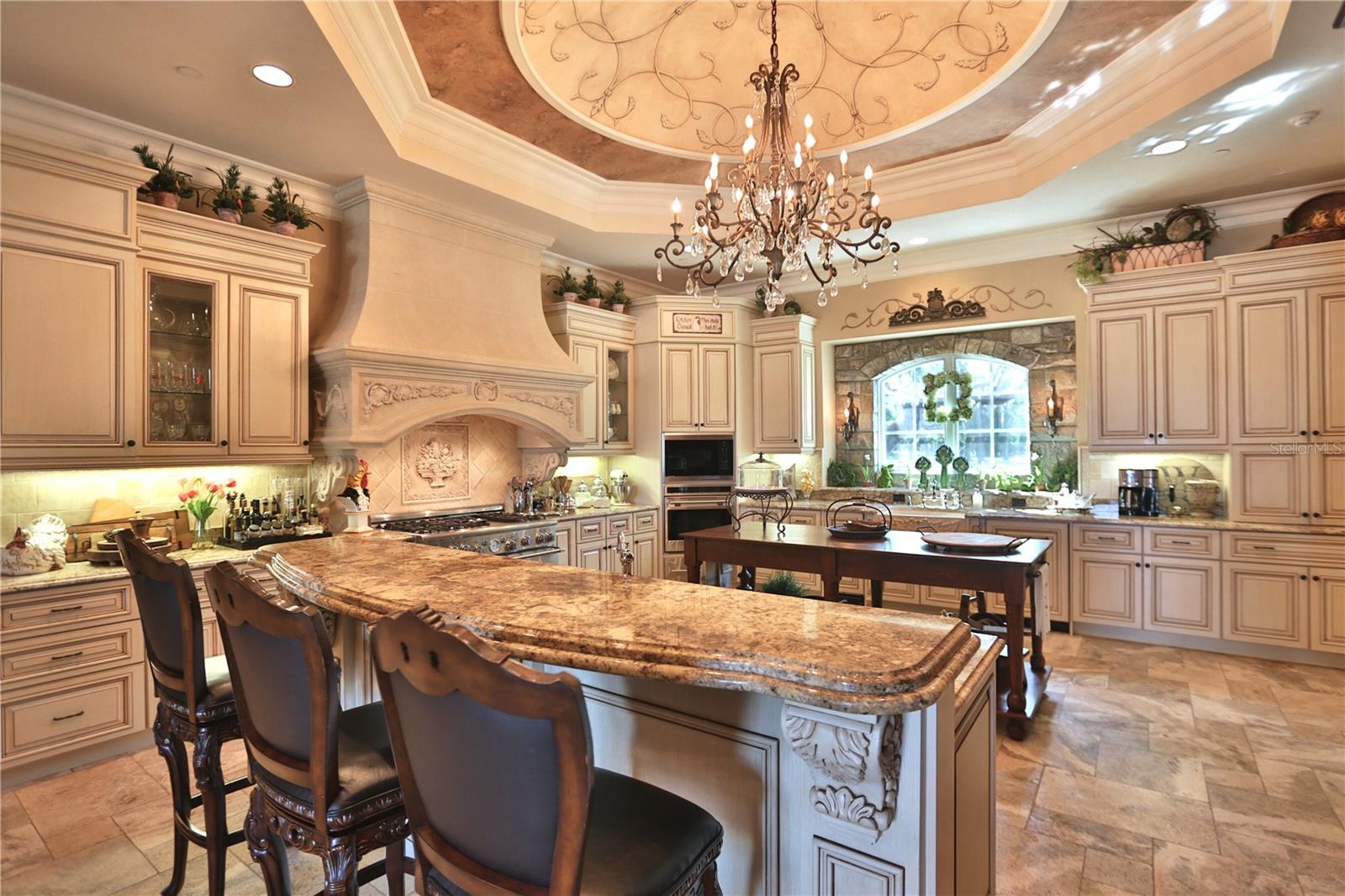 OM704652 Property Photo