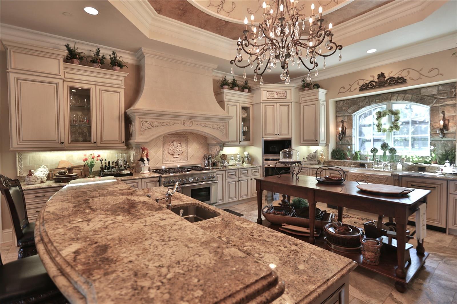 OM704652 Property Photo