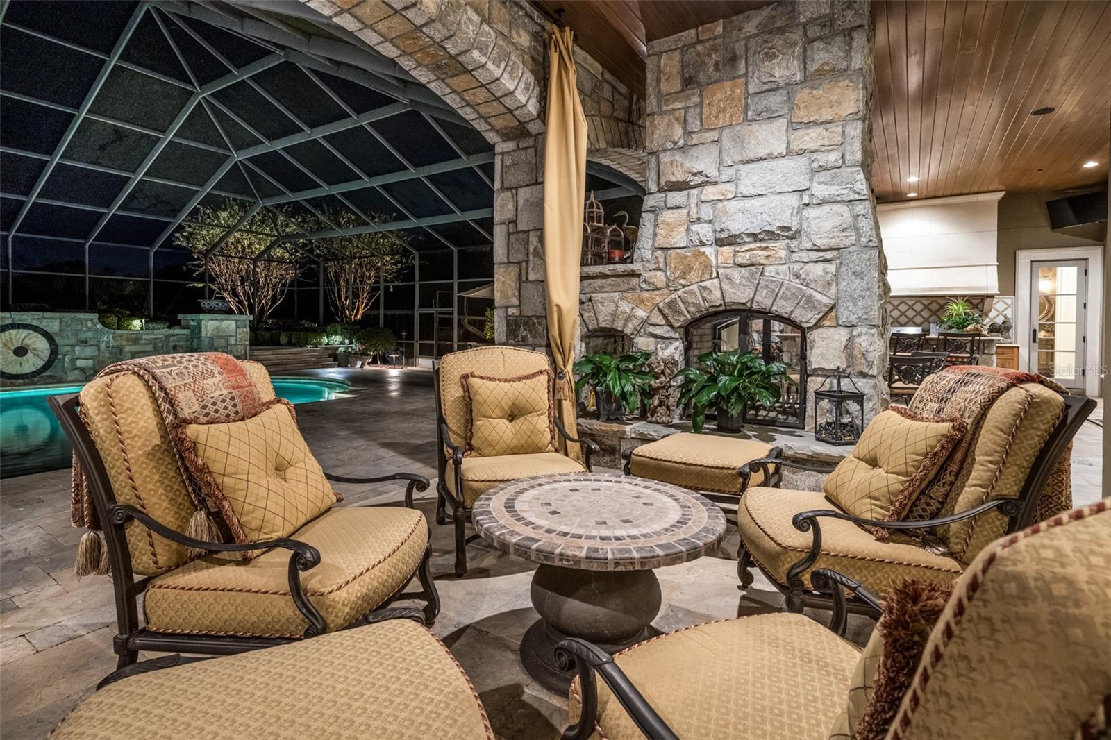 OM704652 Property Photo