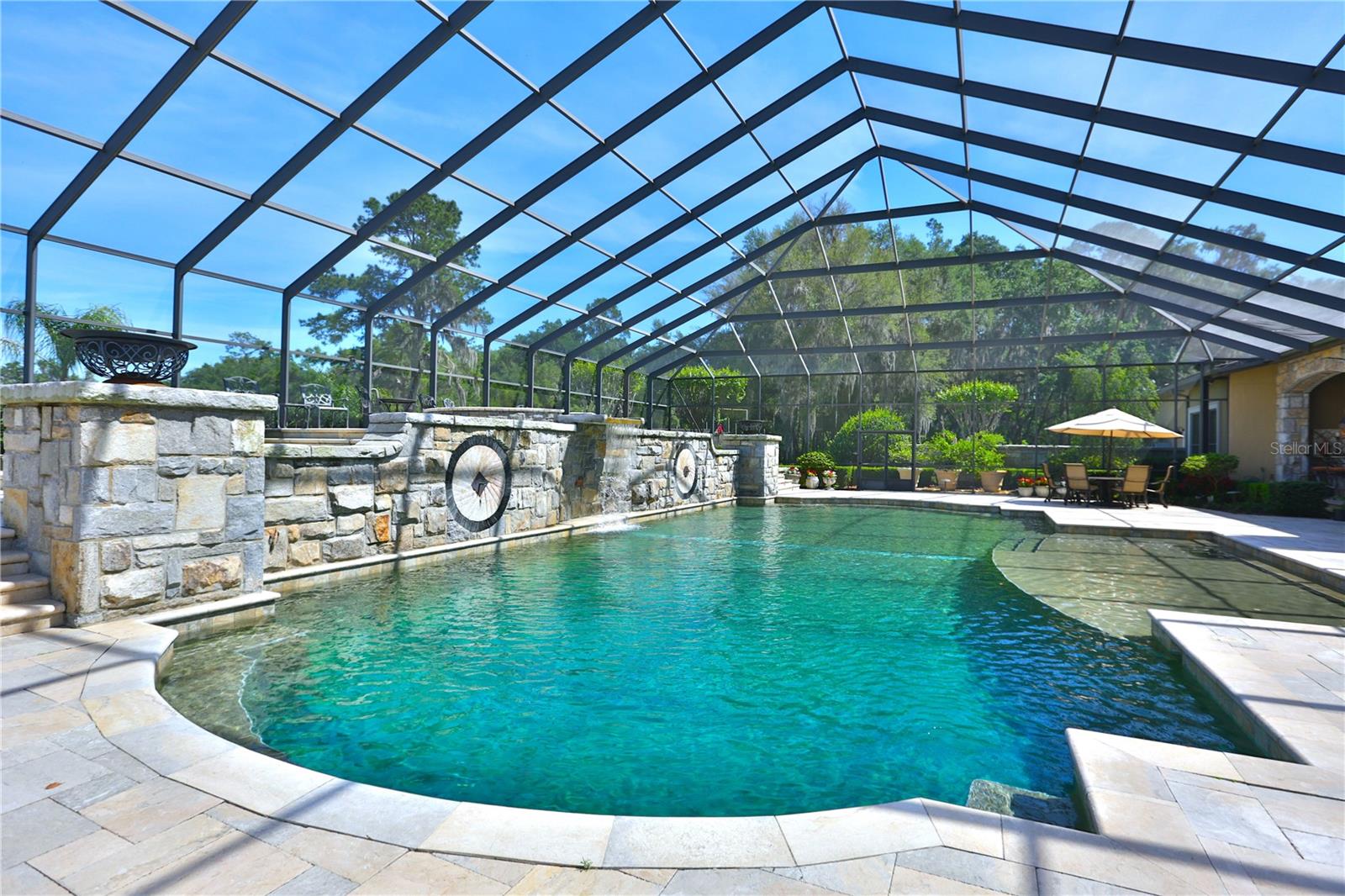 OM704652 Property Photo