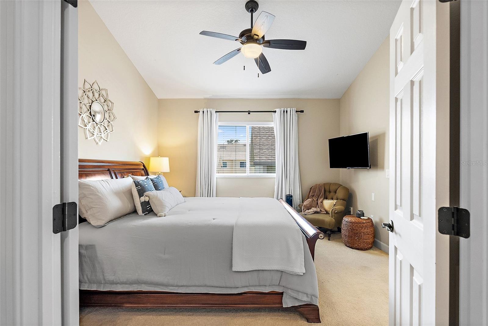 225 49TH AVE N, ST PETERSBURG, FL, 33703