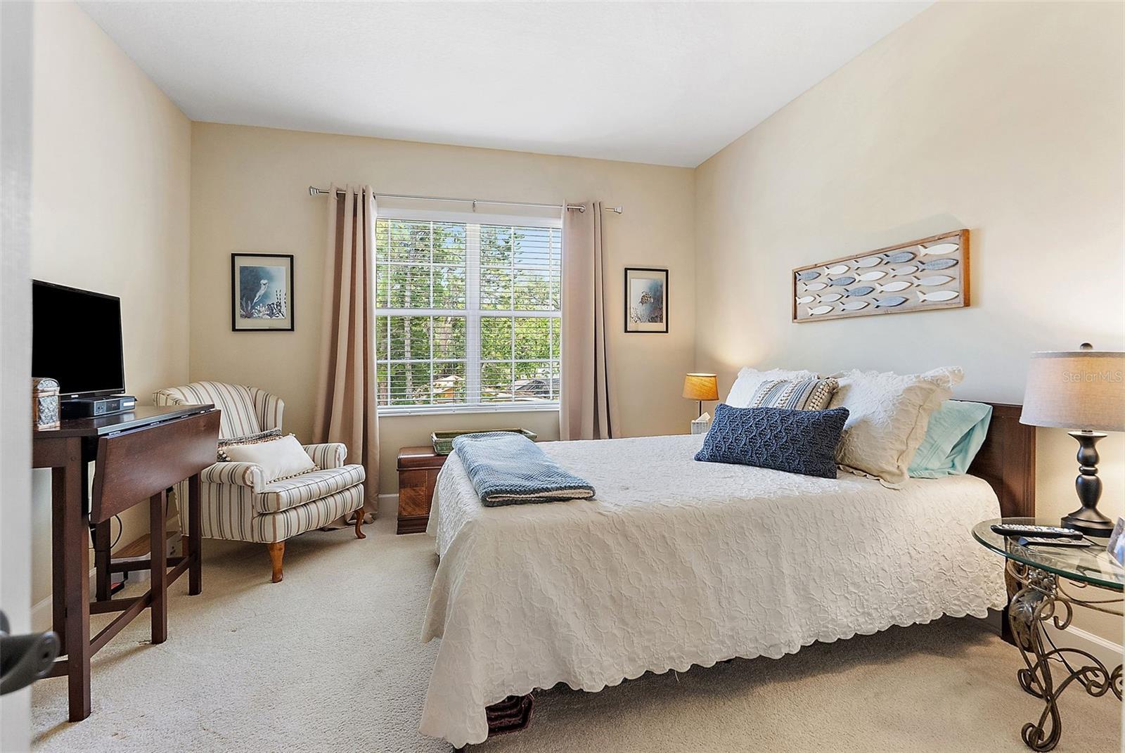 225 49TH AVE N, ST PETERSBURG, FL, 33703